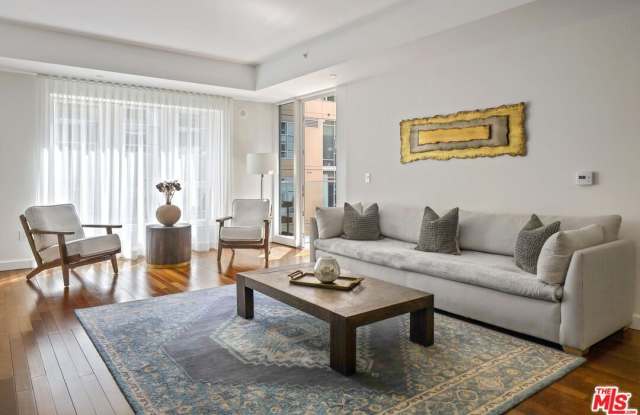 6250 Hollywood Blvd unit: 5J