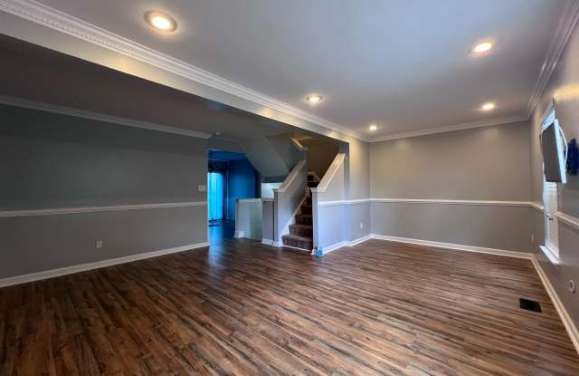 9038 FALCON GLEN COURT