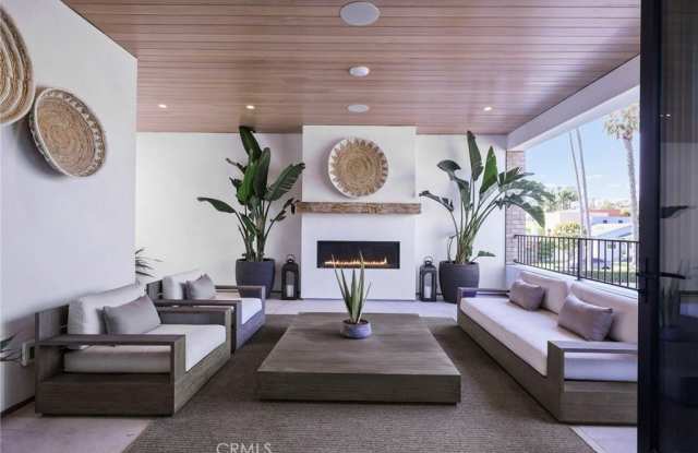 508 Goldenrod Avenue 1/2