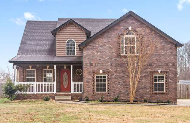 Spacious Country Living with Modern Amenities