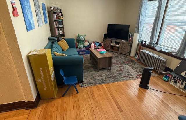 4411 West Wellington