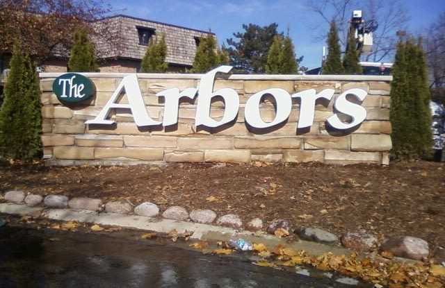 Photo of 7 Oak Creek Drive