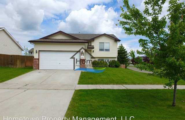 2300 N Coolwater Dr - 2300 North Cool Water Drive, Post Falls, ID 83854