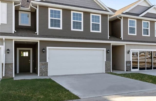 3219 NW Cedarwood Drive - 3219 Northwest Cedarwood Drive, Ankeny, IA 50023