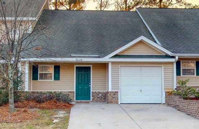 Townhome in Effingham