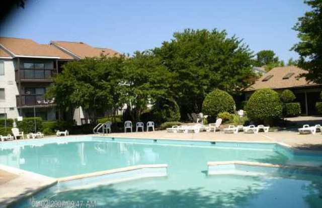 Hampton Club Gated Community
