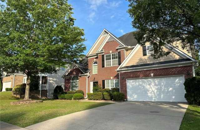 390 Vinings Vintage Circle