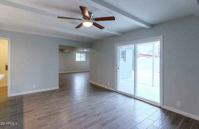 1654 North Queensbury