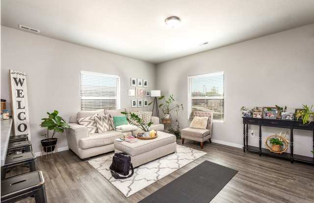 End Townhouse Unit for Rent