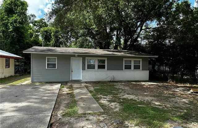 137 ROSEWOOD Drive