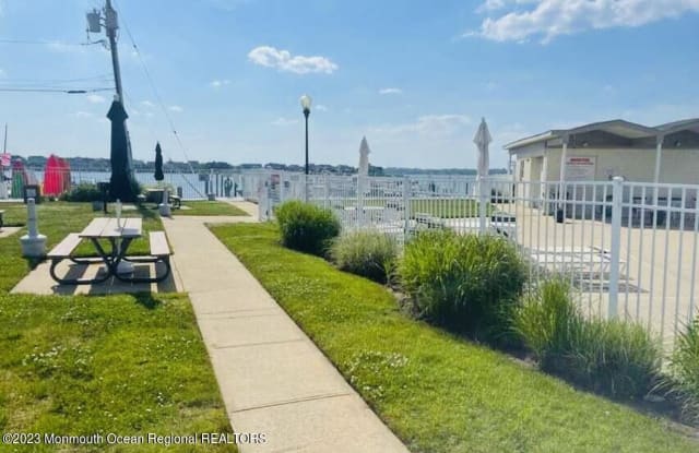 34 Wharfside Drive - 34 Wharfside Drive, Monmouth Beach, NJ 07750