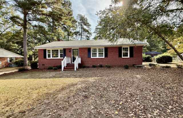 Photo of 808 Aspen Lane