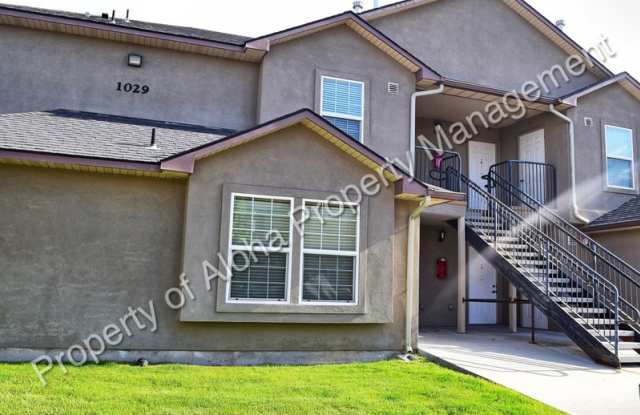 Photo of 1037 W. Pine Ave