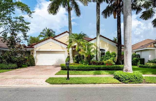 1833 Harbor View Cir