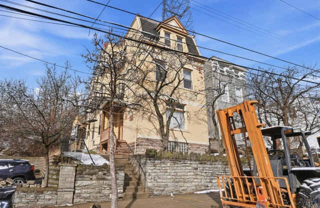 2227 Wheeler Street unit: 1