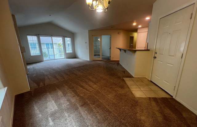 Photo of DuPont Condo, 3 bedrooms, 2.5 bath for Rent