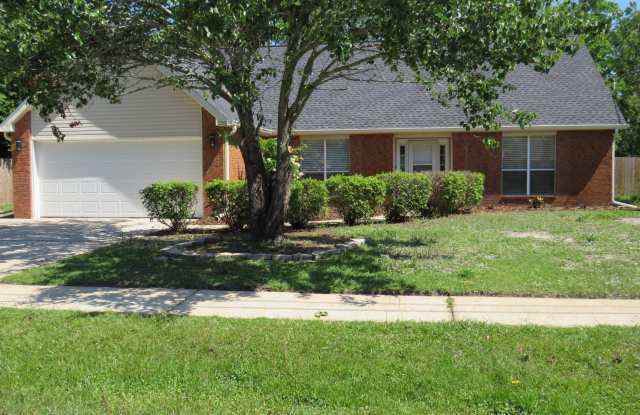 2276 Prytania Circle