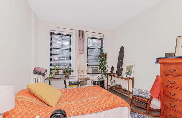 4414 Cayuga Ave Apt 6E