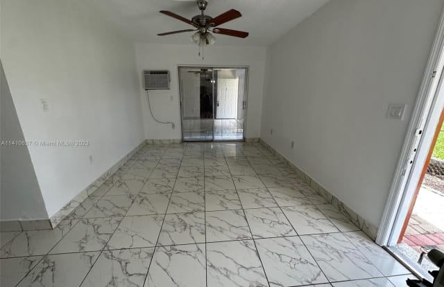 2635 W 2nd Ave - 2635 West 2nd Avenue, Hialeah, FL 33010