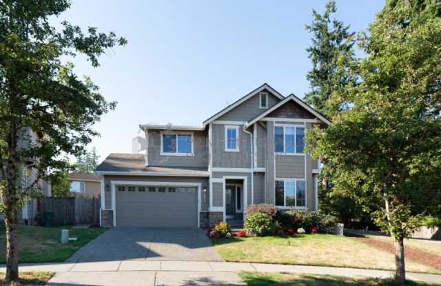 20322 10th Ave W Lynnwood WA 98036