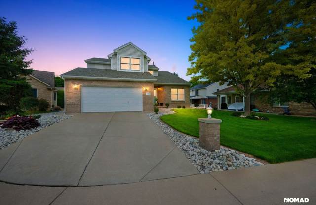 Photo of Spacious 4BR House in Aurora
