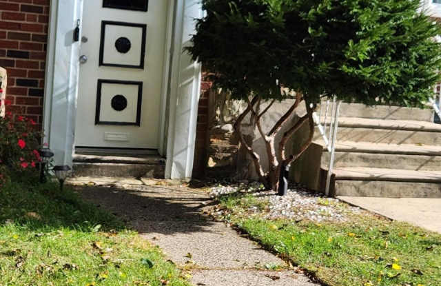 Photo of 6651 CLARIDGE Street