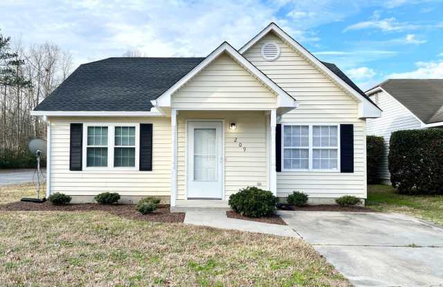 209 Oakwood Lane - 209 Oakwood Lane, Elizabeth City, NC 27909