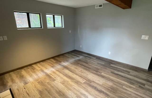 Photo of OSU Gateway 4 bedroom 2 full bath 3 apartment