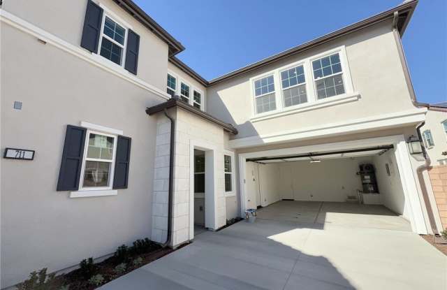 Photo of 711 Olivier Drive