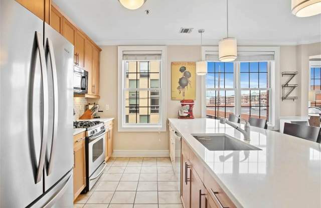 Photo of 830 Monroe Street