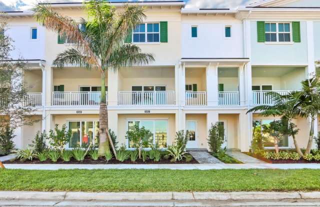 5352 Sagan Lane