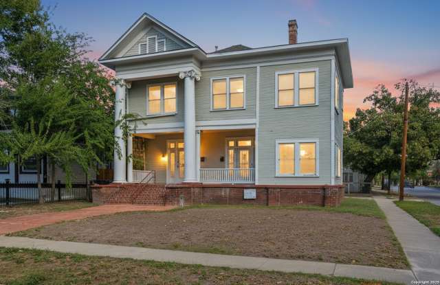 Photo of 501 W mistletoe avenue