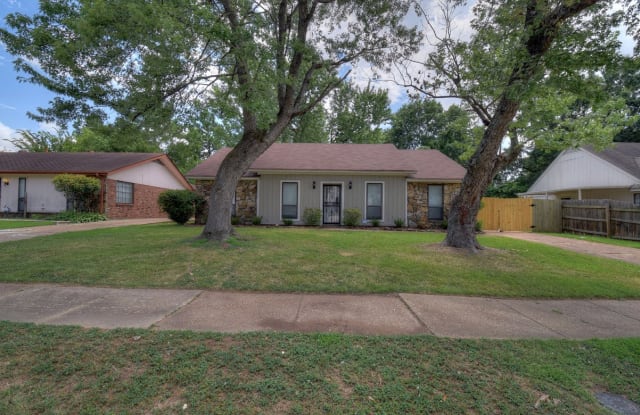 6079 Whisper Valley Dr - 6079 Whisper Valley Drive, Memphis, TN 38141