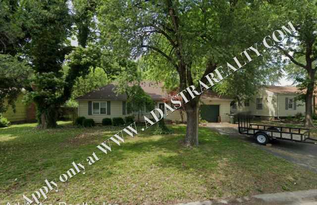 923 S. Hunter Dr.