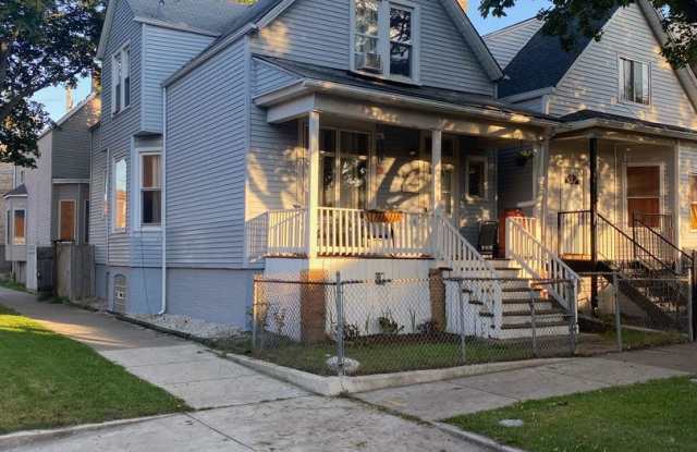 Wonderful Corner Lot 4 Bed / 2.5 Bath Home in Hermosa! Hardwood Floors! Available For A March Move In! - 2059 North Kedvale Avenue, Chicago, IL 60639