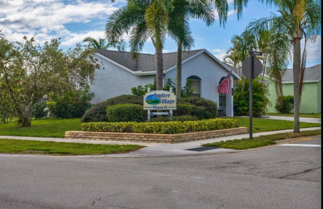 102 Wingate Drive - 102 Wingate Drive, Jupiter, FL 33458