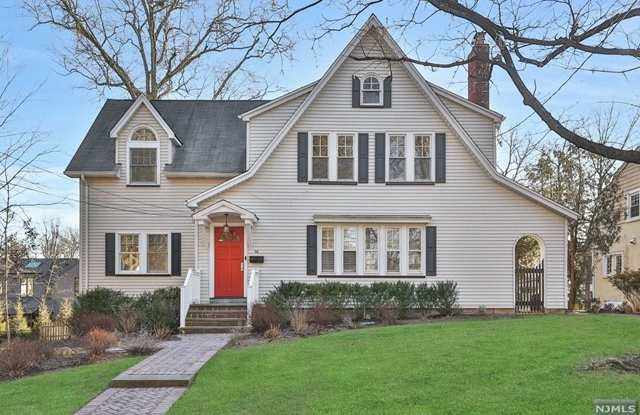 66 Sussex Road - 66 Sussex Road, Tenafly, NJ 07670