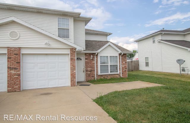 1642 High Quest Cir - 1642 High Quest Circle, Columbia, MO 65202