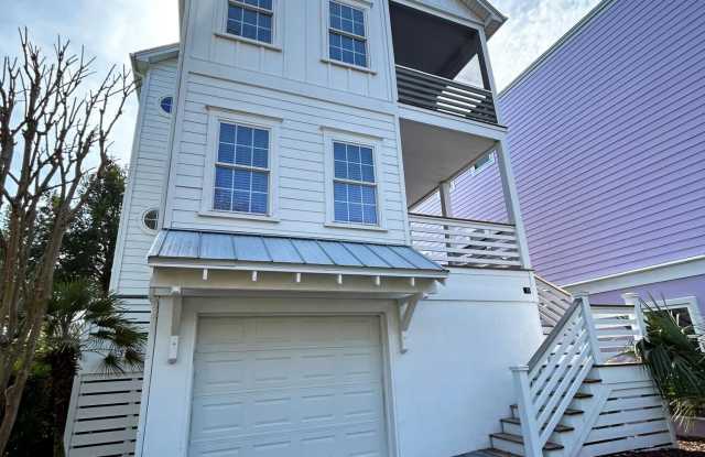 15 Yacht Harbor Court