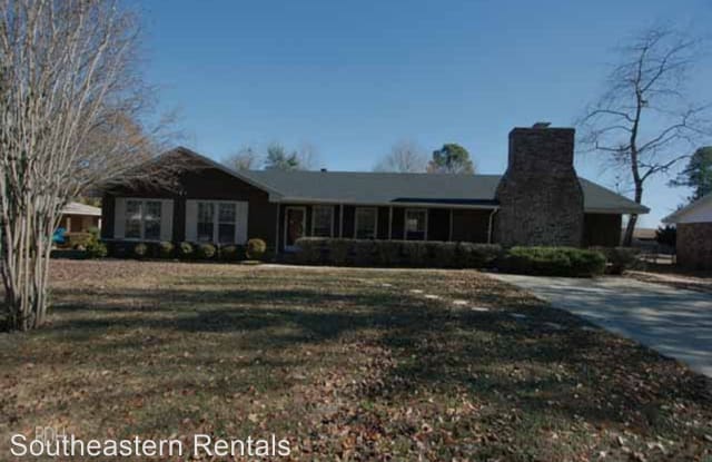 887 Trailmore Cir - 887 Trailmore Circle, Sumter County, SC 29154