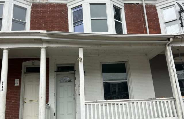 5 Bedroom in Uptown Hbg - Section 8 accepted.