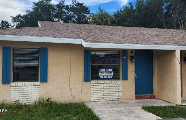 Photo of Experience the ultimate comfort in our newly remodeled 2 Bedroom / 1 bathroom home boasting car parking space,