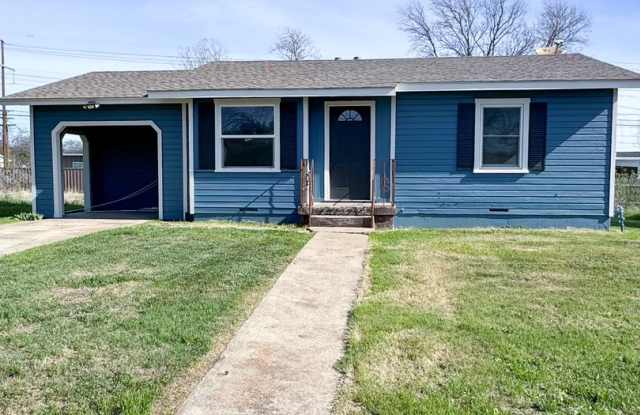 Cute, remodeled home in Central Killeen