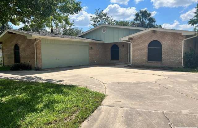 Photo of 5619 LA LUNA CIR.