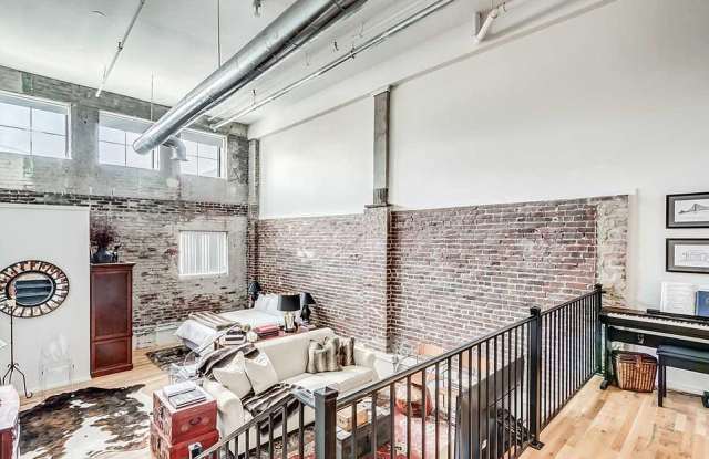 Photo of 2412 2nd Avenue North