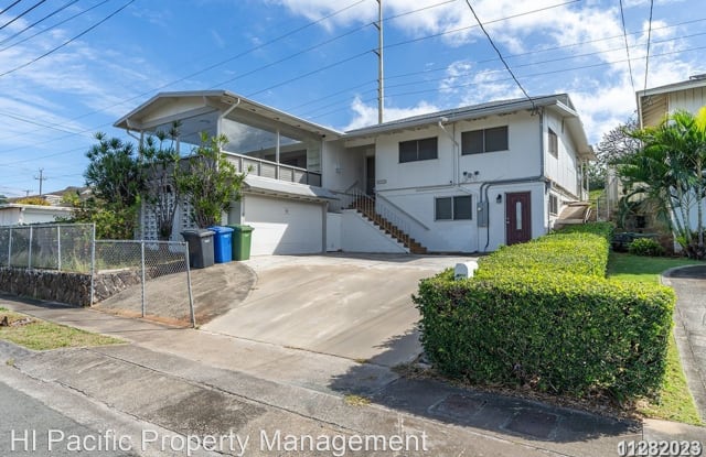 4211 Halupa St. Unit B - 4211 Halupa Street, Halawa, HI 96818