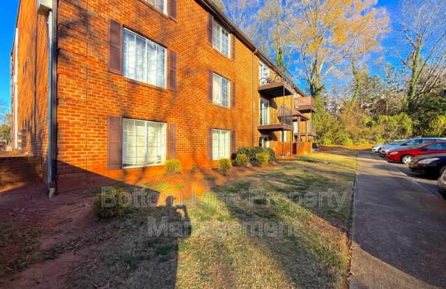 Photo of 3148 Central Ave