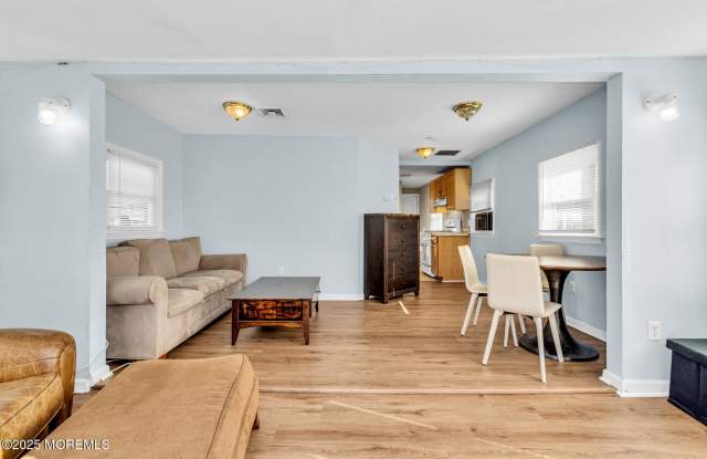 549 Brielle Road unit: 1/2