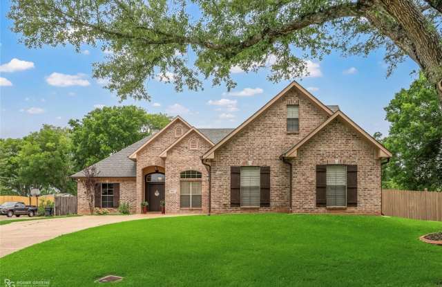 Greenacres Area - 4 bedroom 3.5 bath