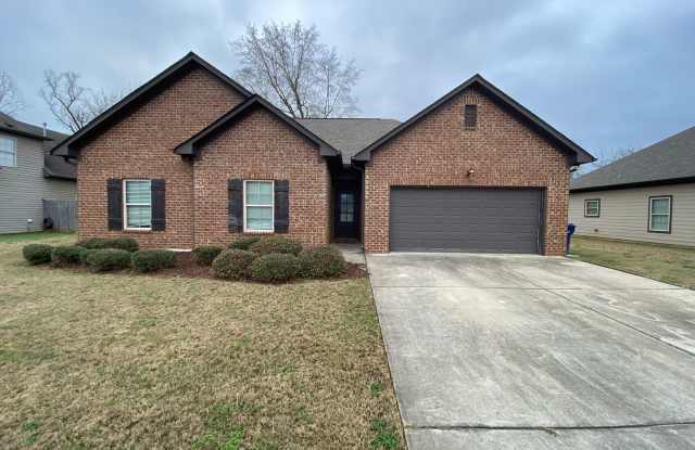 Home for rent in Maylene! Available to View Now!!!